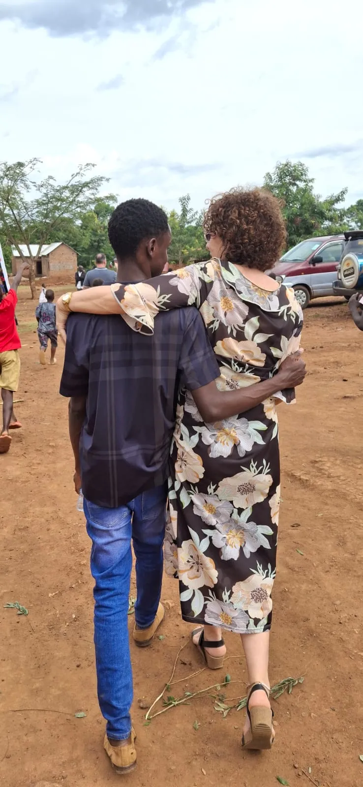 Foto bij ‘Nieuwsupdate van 8 februari – Op de terugweg uit Entebbe: massale bekeringen en genezingen zetten door’